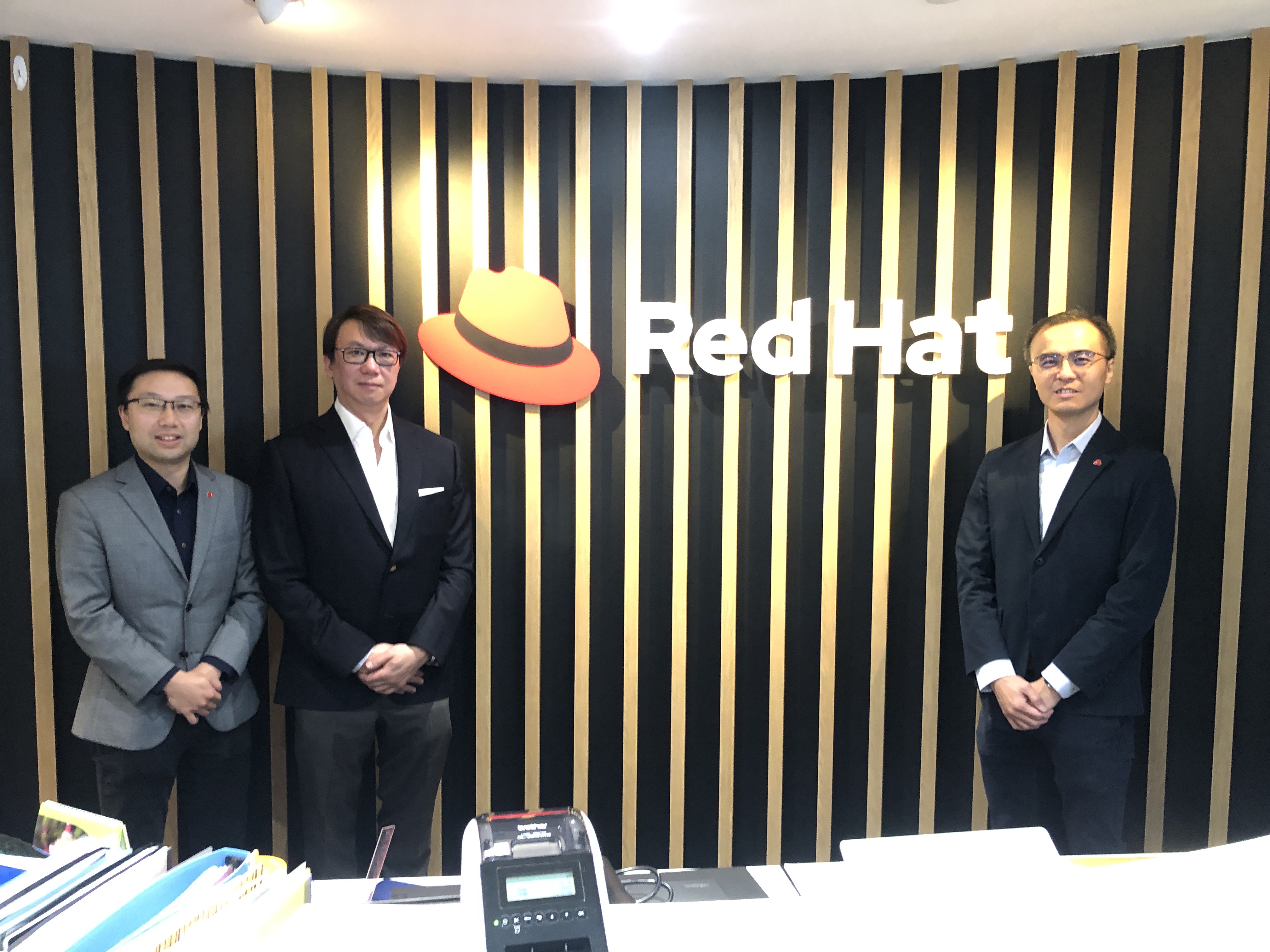 Red Hat香港管理層